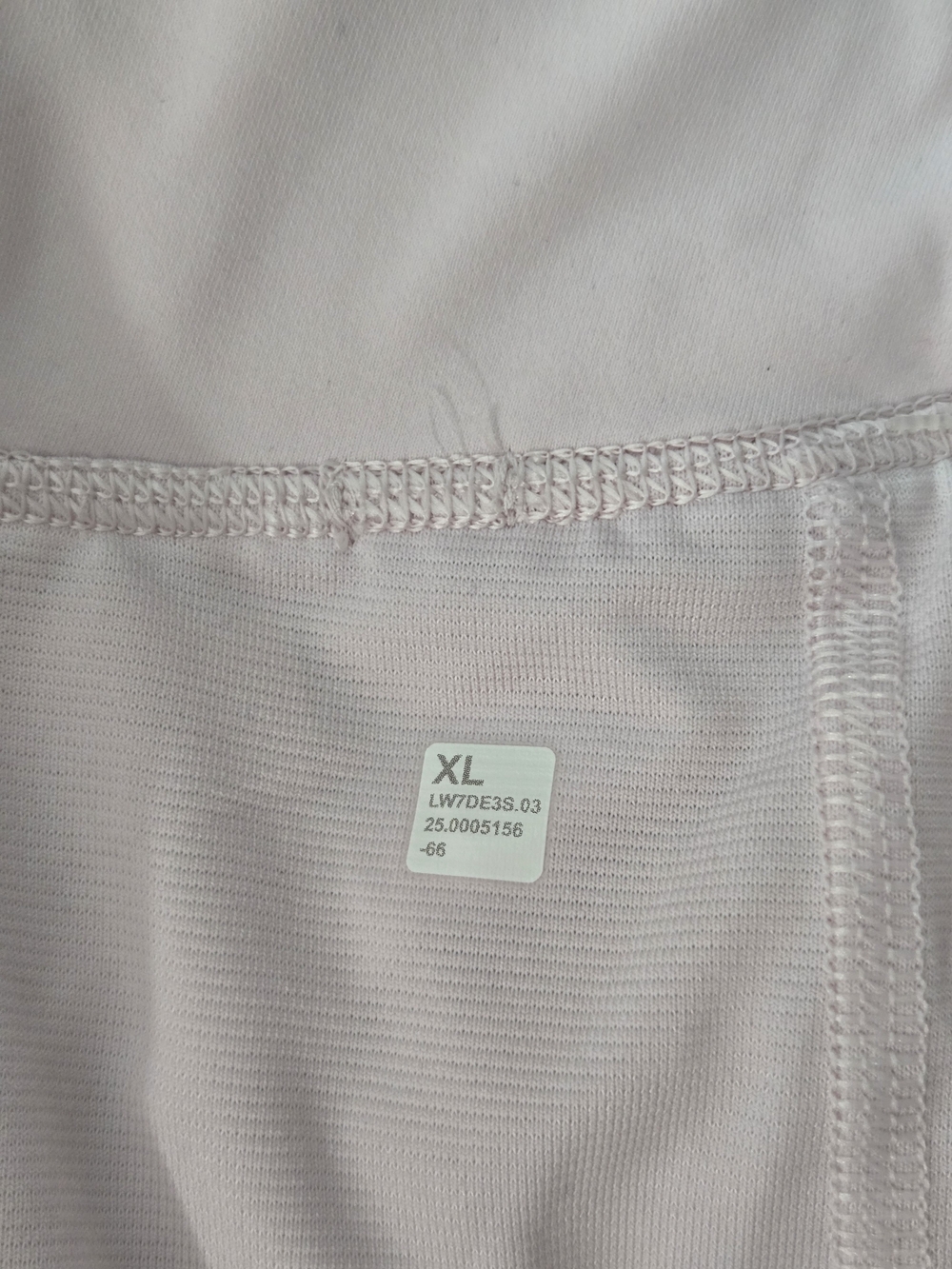 Lululemon Short - Picture 4 of 4